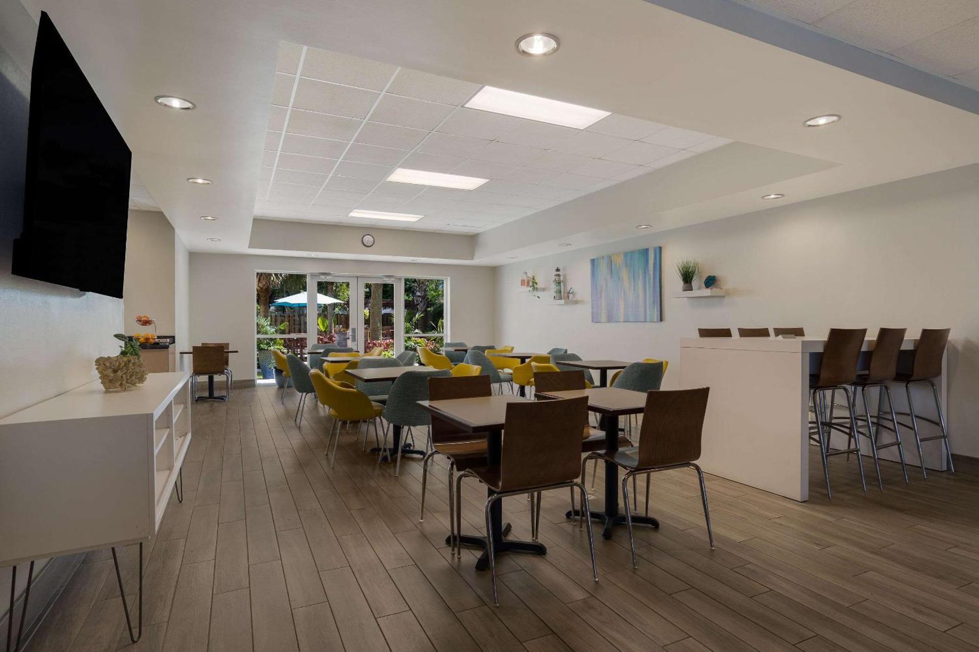 Mainstay Suites Wilmington - University Area Esterno foto